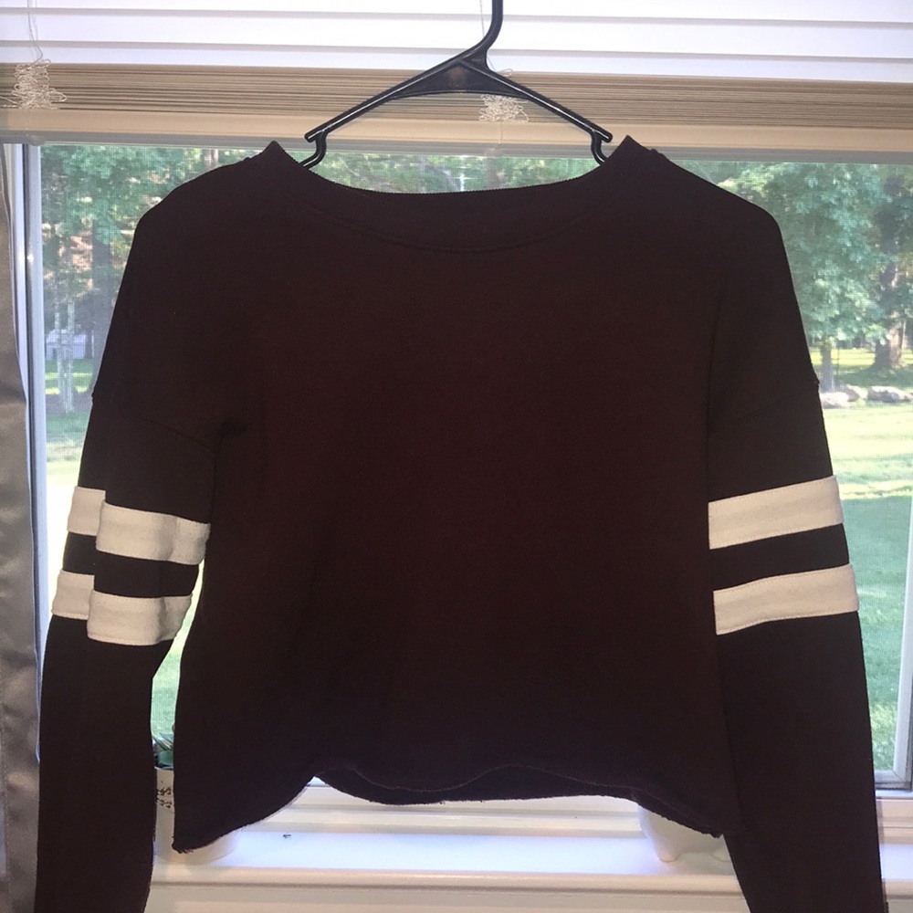 Forever 21 Cropped Sweatshirt